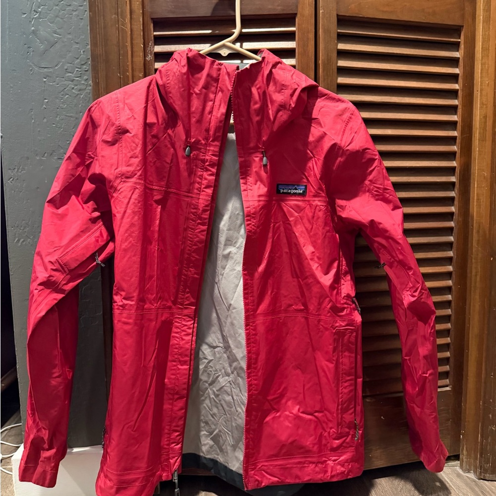 Patagonia Red Raincoat XS